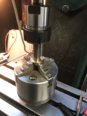 Locating hub cap centre