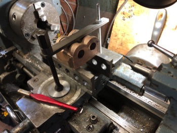 Mounting on cross slide